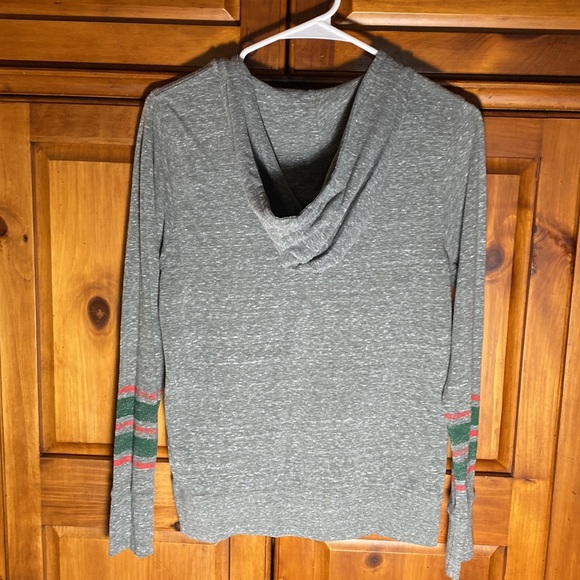 NHL Gray Womens Wild Sweatshirt Hoodie - Picture 4 of 4